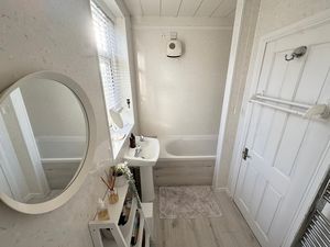 Photo 6- click for photo gallery